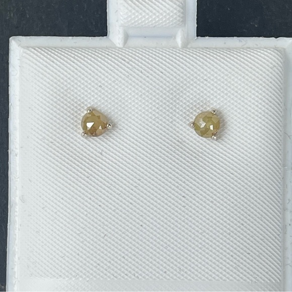 One of a kind Rose cut Yellow Diamond earrings - Picture 2 of 10